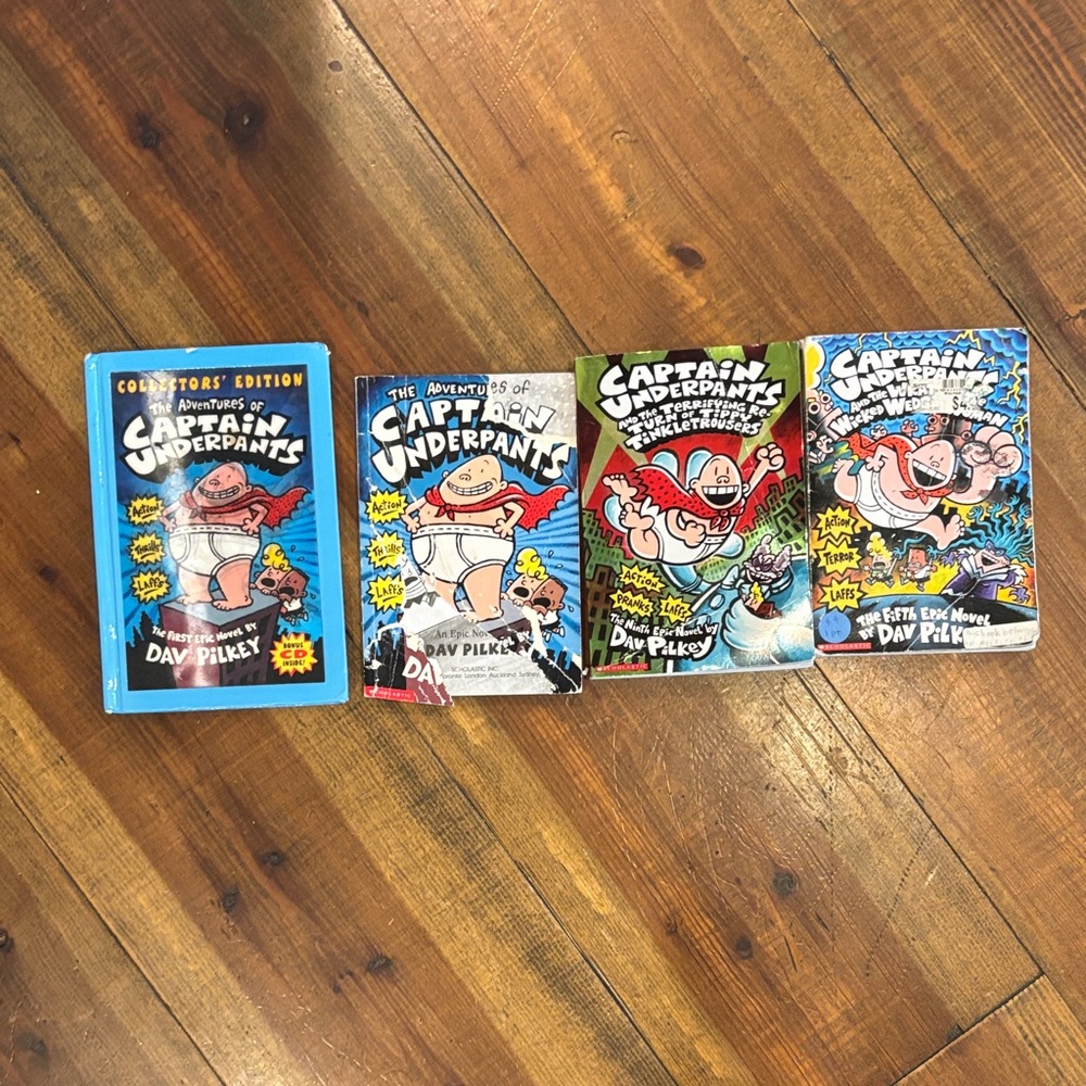 Captain Underpants Book Set
